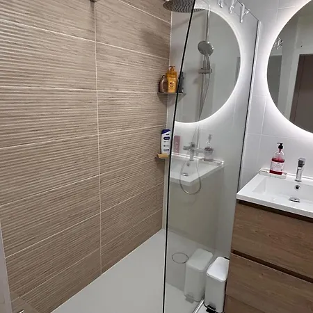 Apartment Agreable 2 Pieces Au Coeur De