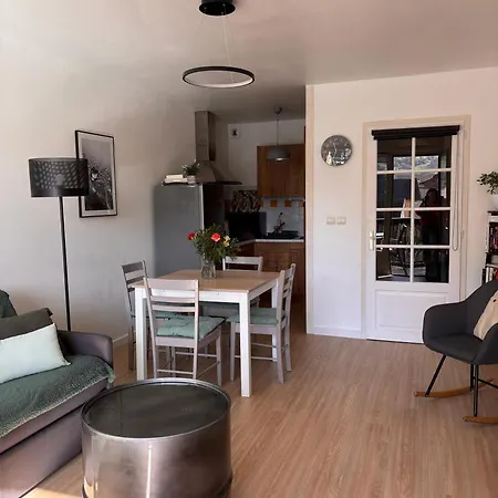 Apartment Agreable 2 Pieces Au Coeur De Thones